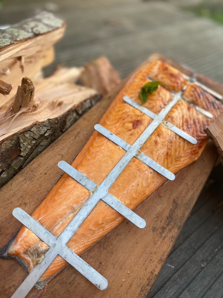 Zalm van het rookplankje - BBQ Hub