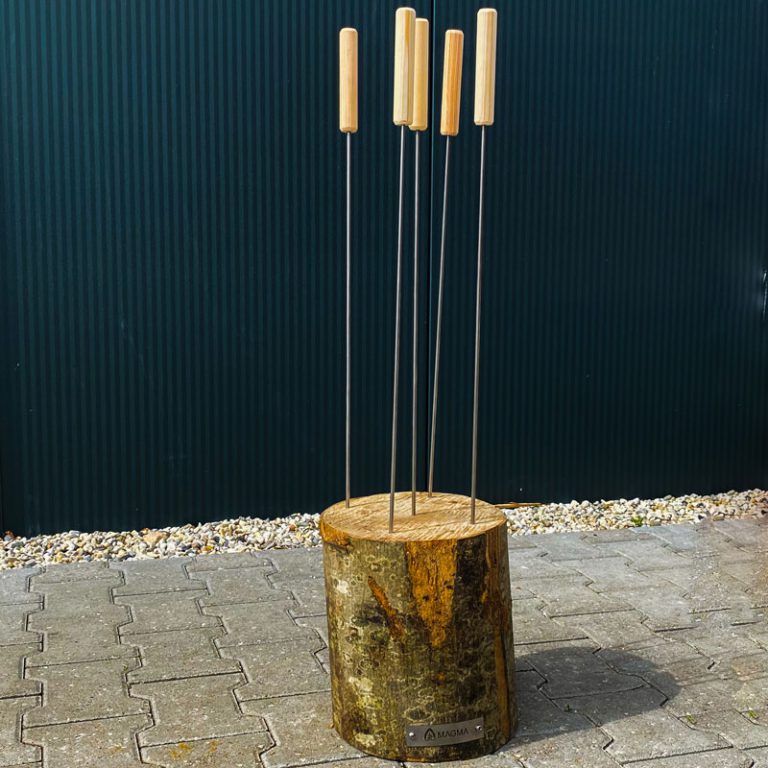 Heerlijke marshmallows roosteren met deze stokken op stam